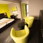 Ostend Hotel 3*