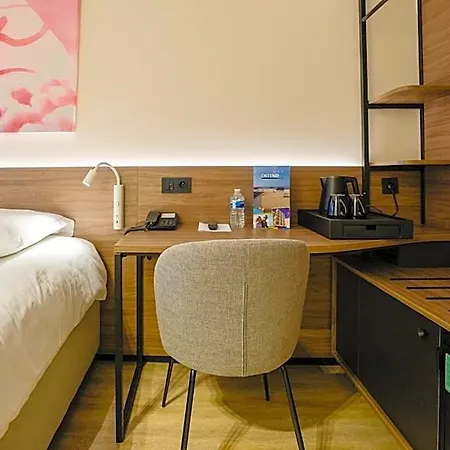 Ostend Hotel 3*