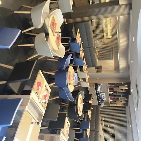 奥斯坦德酒店 3* 奥斯滕德